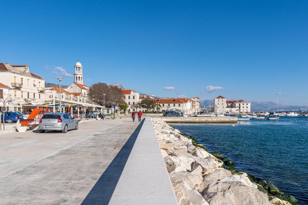 Su Casa - At Kastela Oldtown Apartment Luaran gambar