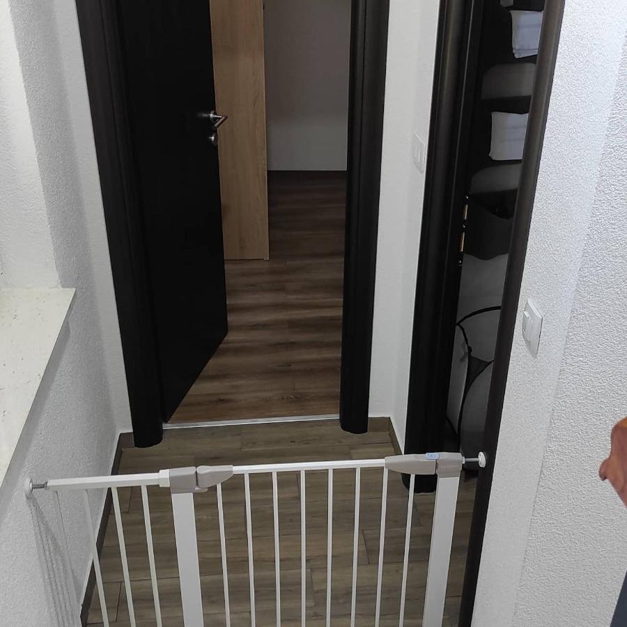 Su Casa - At Kastela Oldtown Apartment Luaran gambar